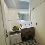 Le 21 Avenue De Champagne Apartment