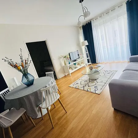 Lejlighed Le 21 Avenue De Champagne