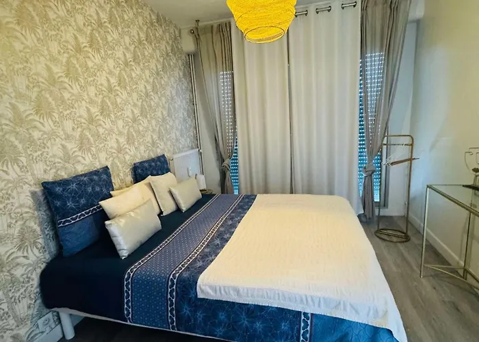 Le 21 Avenue De Champagne *